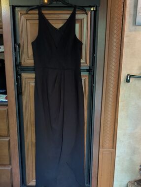 Aqua Black V-Neck Sleeveless Maxi Dress
